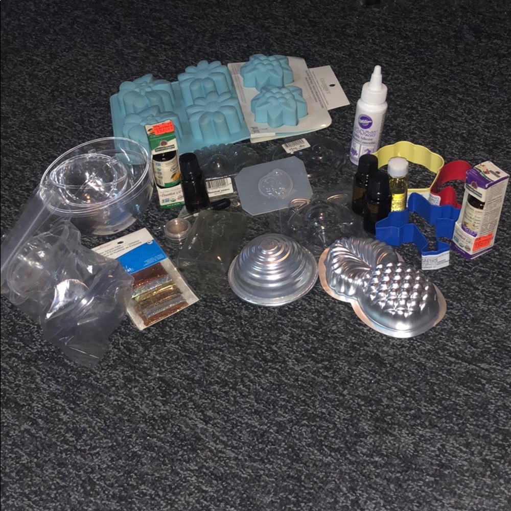 Bath bomb supplies